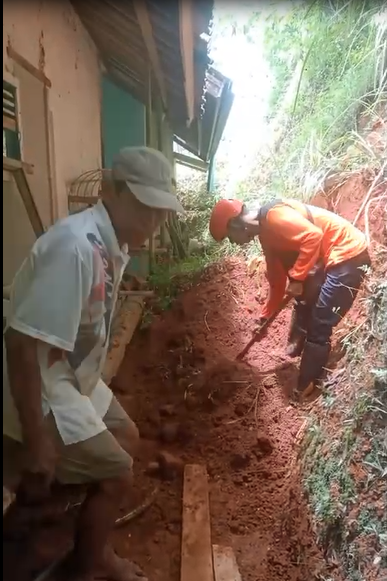 PANEUREUSAN MEMANGGIL